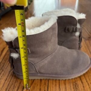 Koolaburra by UGG boots